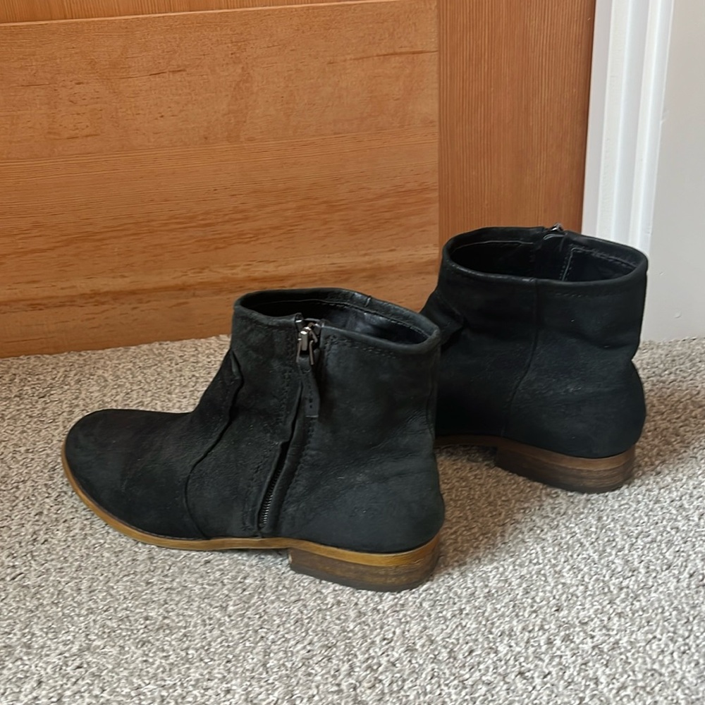 Leather Franco Sarto black suede booties